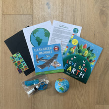 'Our Green Earth' Bigger Hands Mini Box